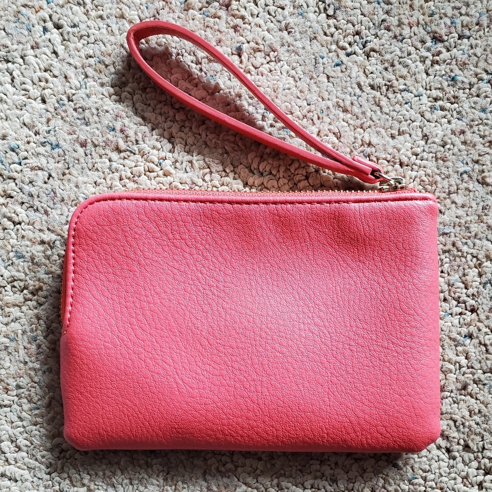 Womens Laser Cut Coral Wristlet with Zipper Closure - Picture 2 of 5